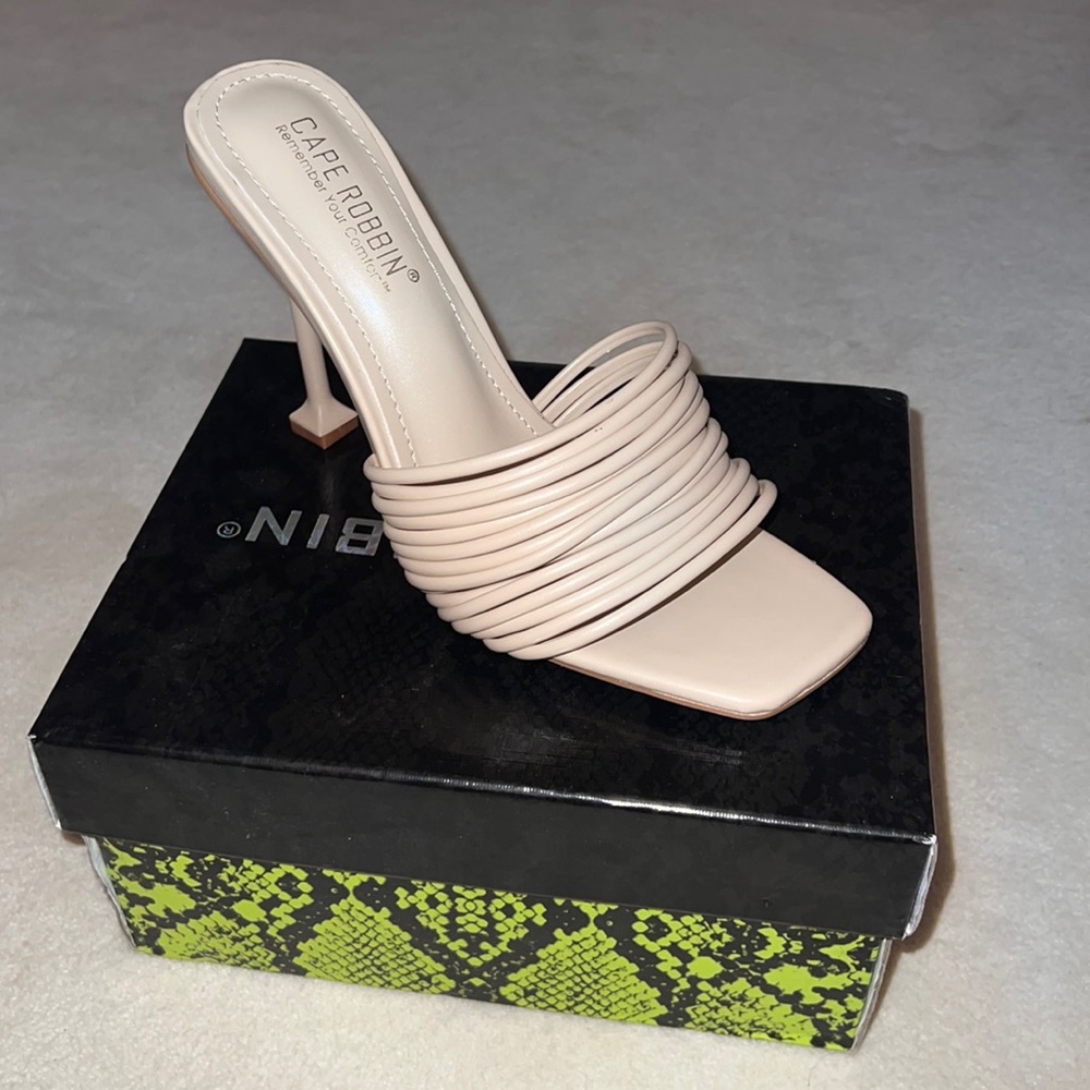 Nude heels